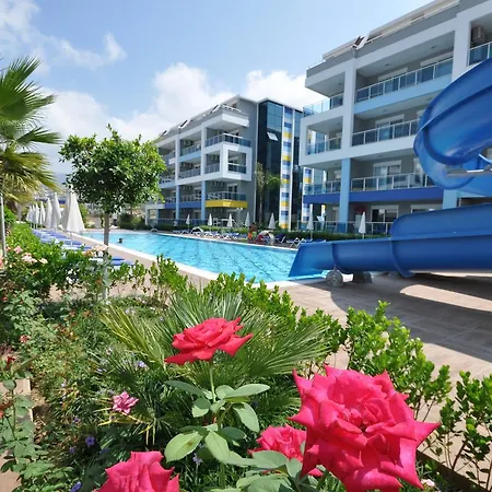 Apartament Lory Queen Residense *